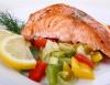 Как приготовить лосося, тушенного в овощах?